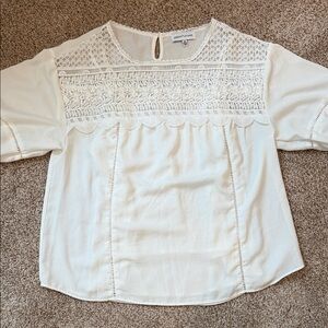 Gibson Latimer Cream Lace Detail Blouse size medium